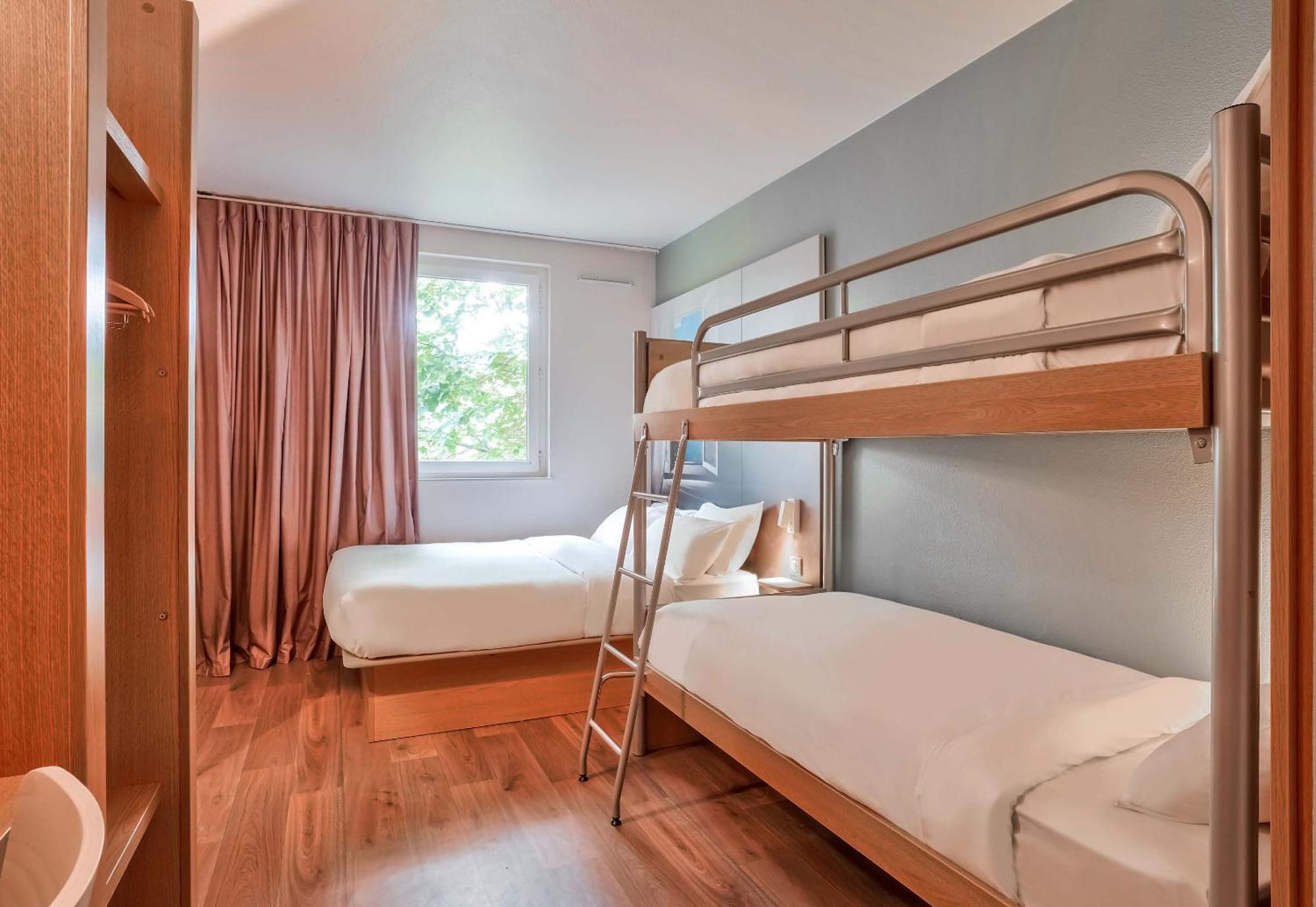 B&B Hotel Goussainville Cdg Bagian luar foto